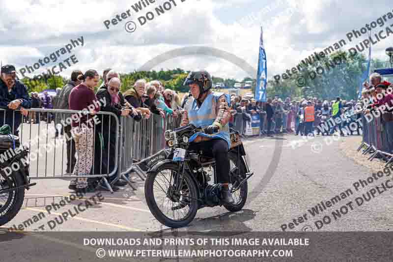 Vintage motorcycle club;eventdigitalimages;no limits trackdays;peter wileman photography;vintage motocycles;vmcc banbury run photographs